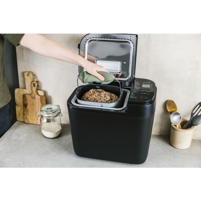 Panasonic Uk SD-R2530KXC Black, 30 Program 3L Bread Maker Fruit + Nut Dispenser