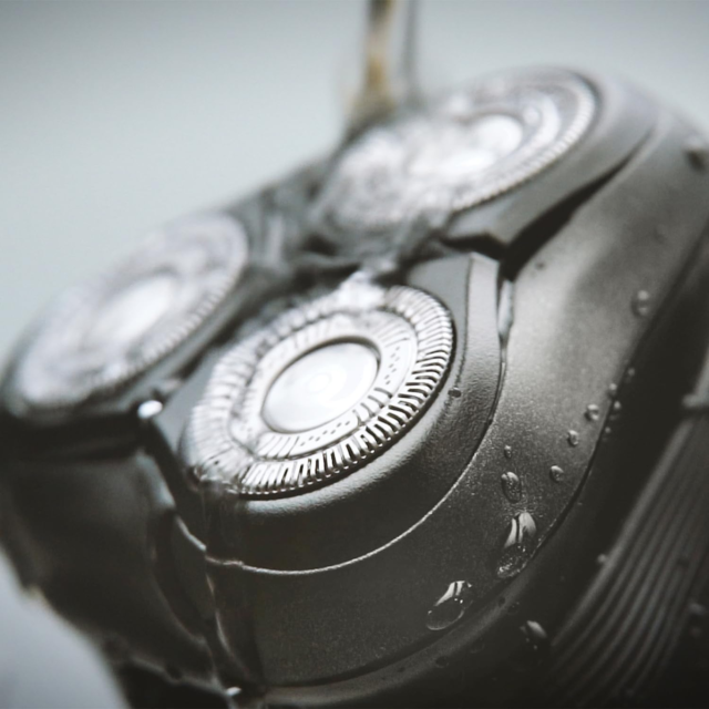 Remington R6000 R6 Style Wet And Dry Rotary Electric Shaver